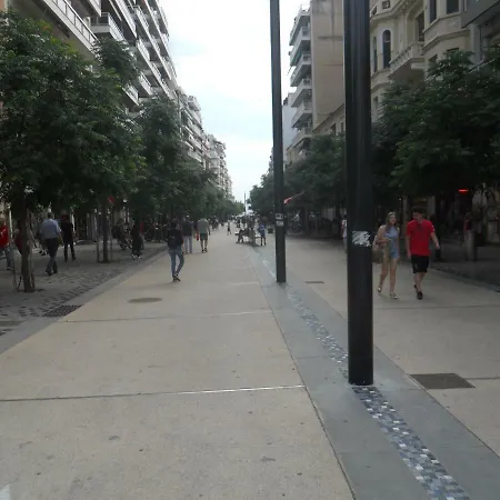 Agias Sofias Apartament *